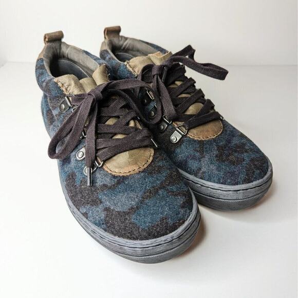 OTBT women's Green Lake Leather and fabric sneaker dark bronze size 8 - Picture 8 of 8